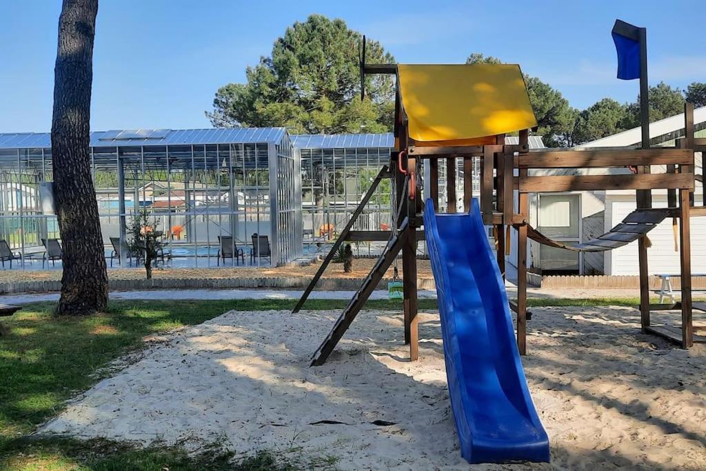לה ורדון-סור-מר Chez Ced Et Laeti, Appartement Prive Avec Jardin Et Terrasse Dans Residence L'Estuaire Muni D'Une Piscine Couverte Et Aire De Jeu, Linge De Lit Et De Salle D'Eau Ainsi Que Tele, Compris Dans Le Tarif Profitez A Fond De Notre Belle Region מראה חיצוני תמונה
