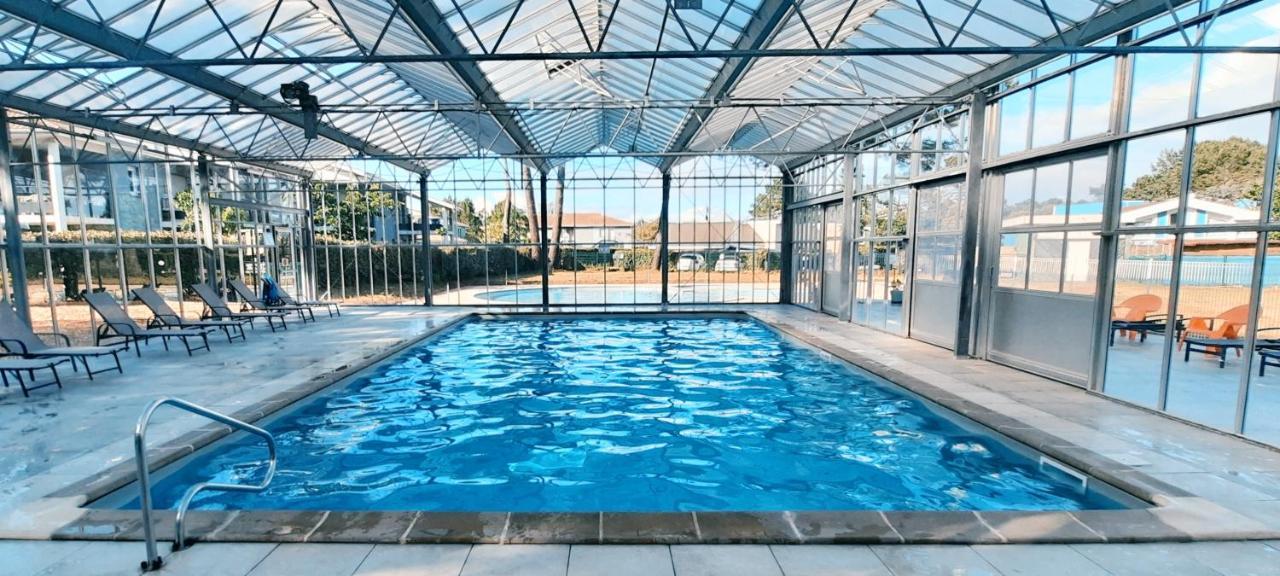 לה ורדון-סור-מר Chez Ced Et Laeti, Appartement Prive Avec Jardin Et Terrasse Dans Residence L'Estuaire Muni D'Une Piscine Couverte Et Aire De Jeu, Linge De Lit Et De Salle D'Eau Ainsi Que Tele, Compris Dans Le Tarif Profitez A Fond De Notre Belle Region מראה חיצוני תמונה